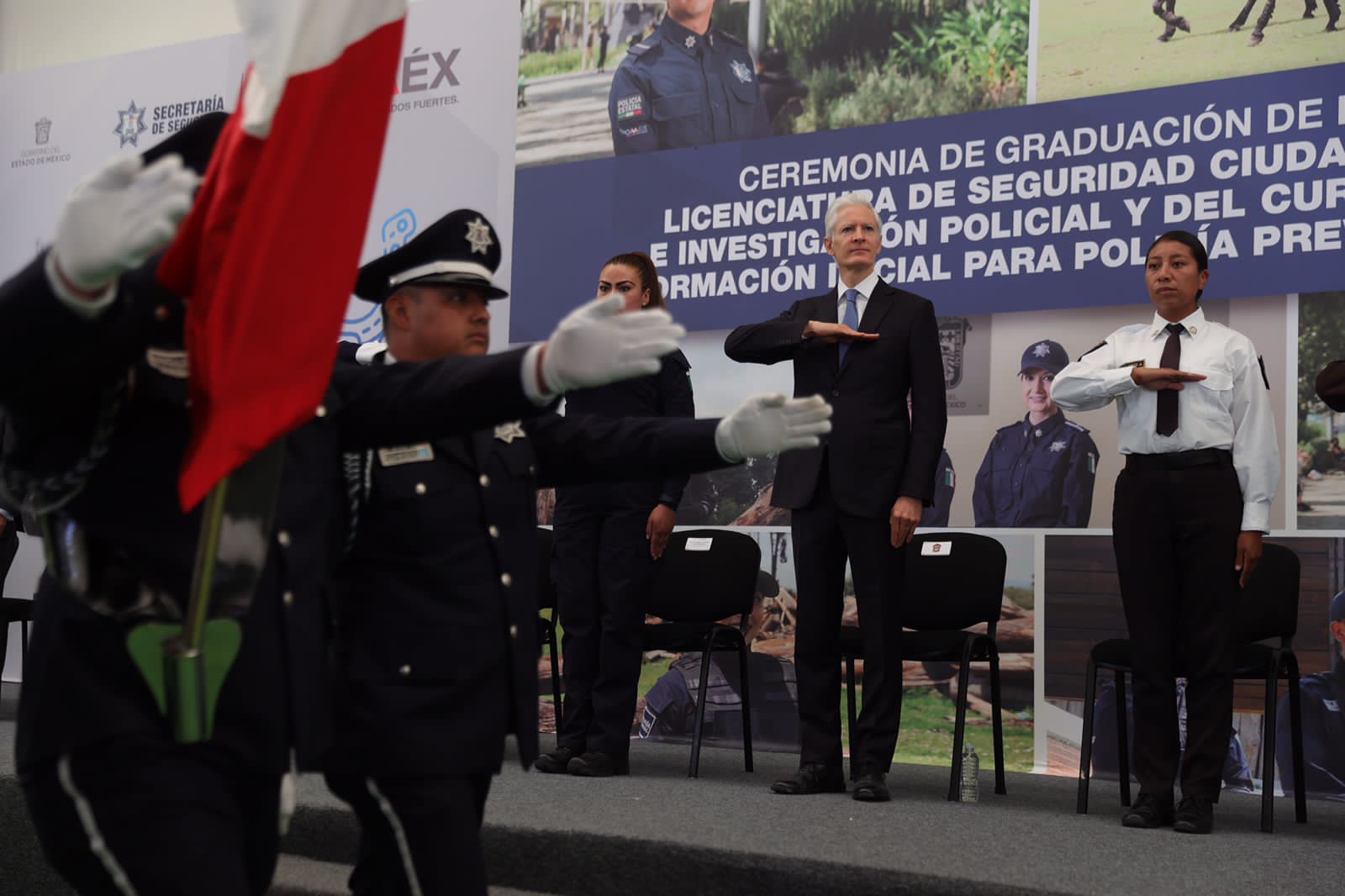 Entrega Gobernador del Mazo las nuevas instalaciones de la Coordinación Operativa del Valle de Toluca de la Policía Estatal, en Zinacantepec