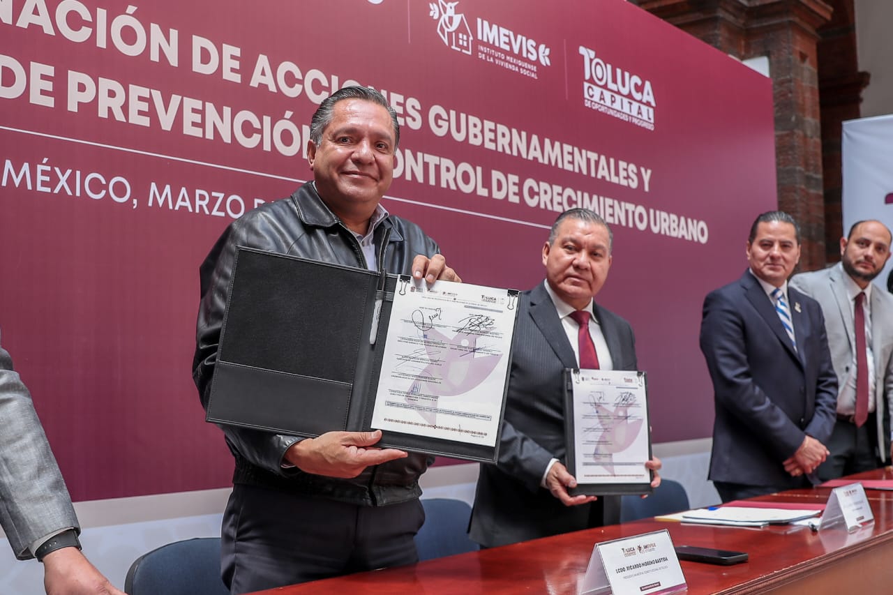 Toluca e IMEVIS unen fuerzas para regularizar viviendas y garantizar certeza jurídica
