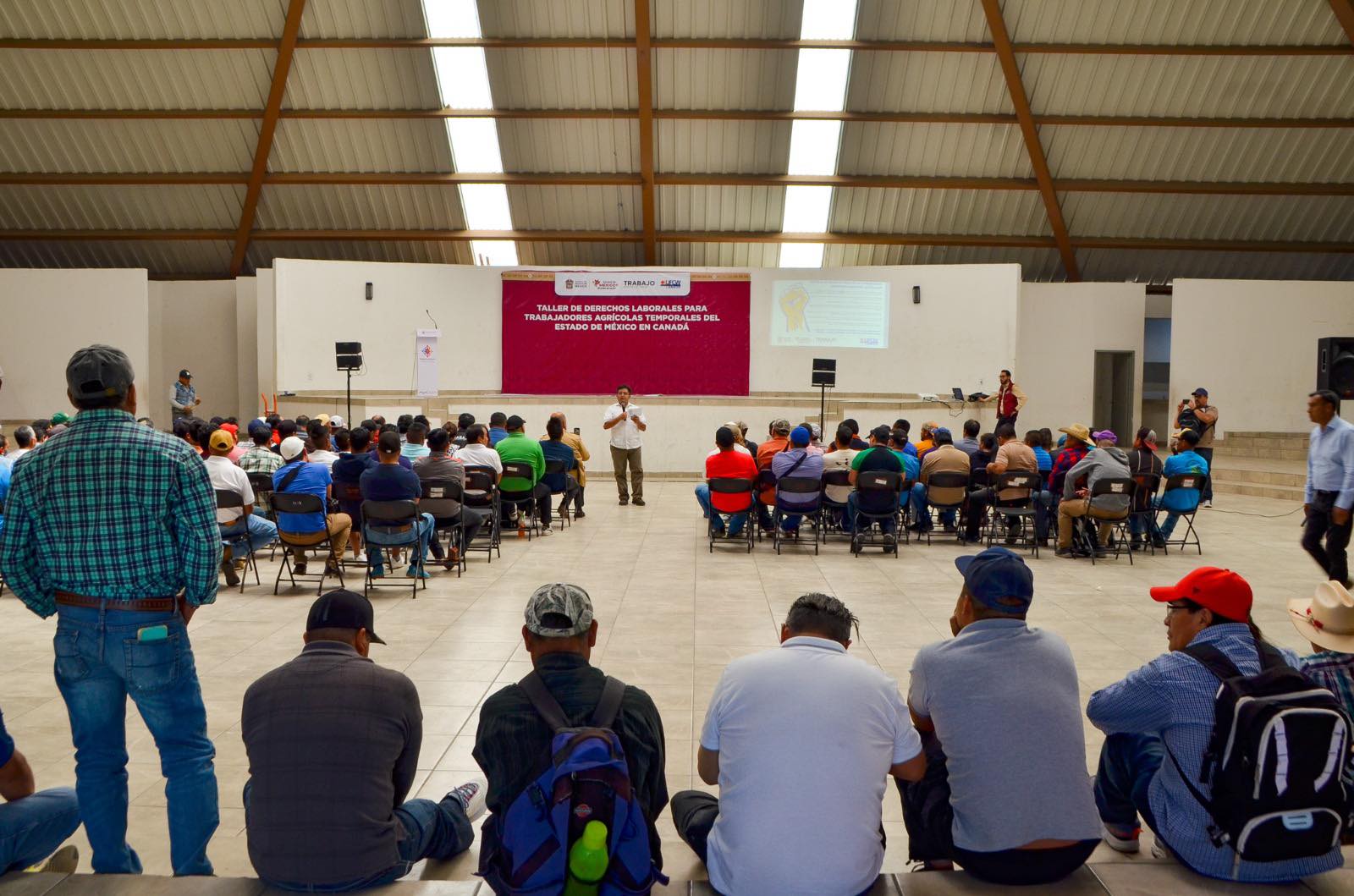 Impulsan oportunidades para agricultores de Santa María Rayón