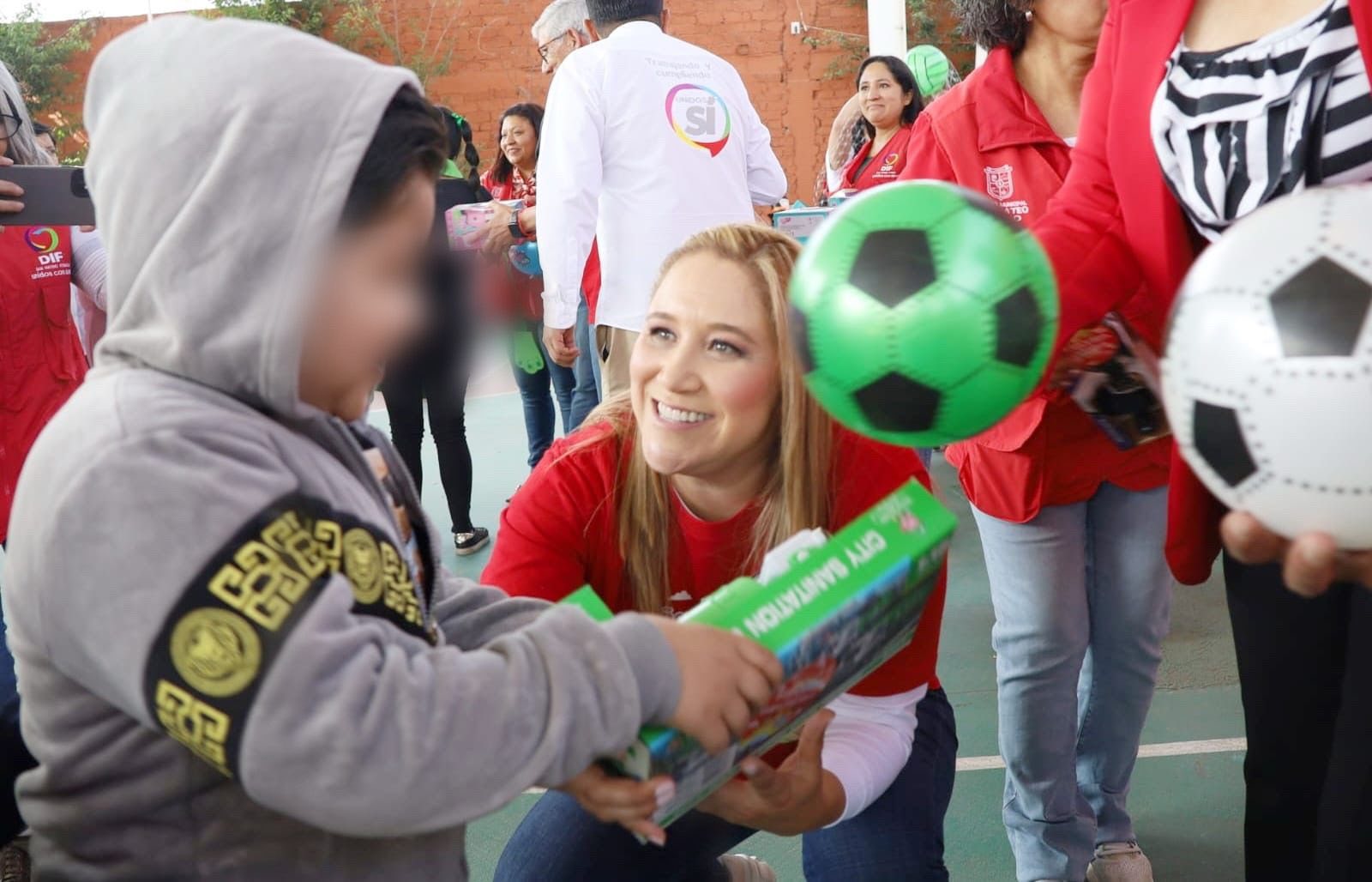 Celebración del Día de la Niña y el Niño en San Mateo Atenco