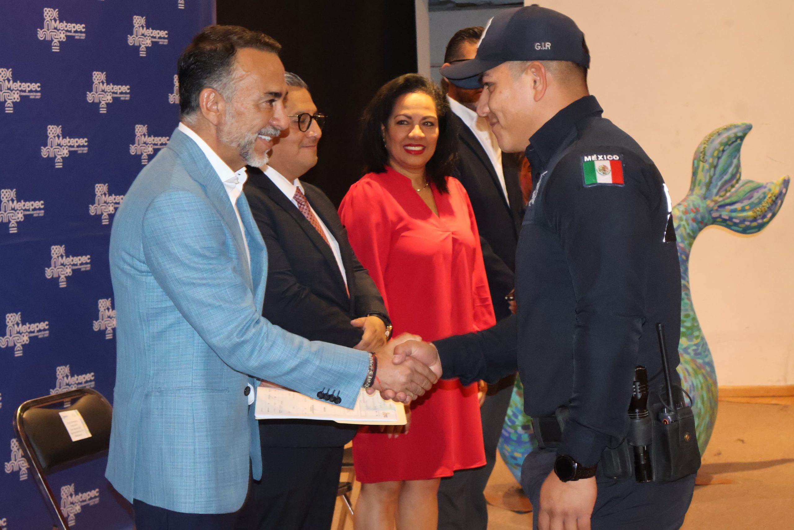 Policías de Metepec son reconocidos por su labor