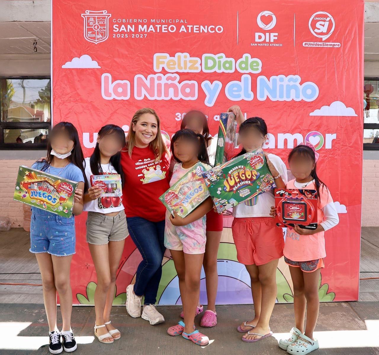 San Mateo Atenco celebra a su infancia con 12 mil juguetes