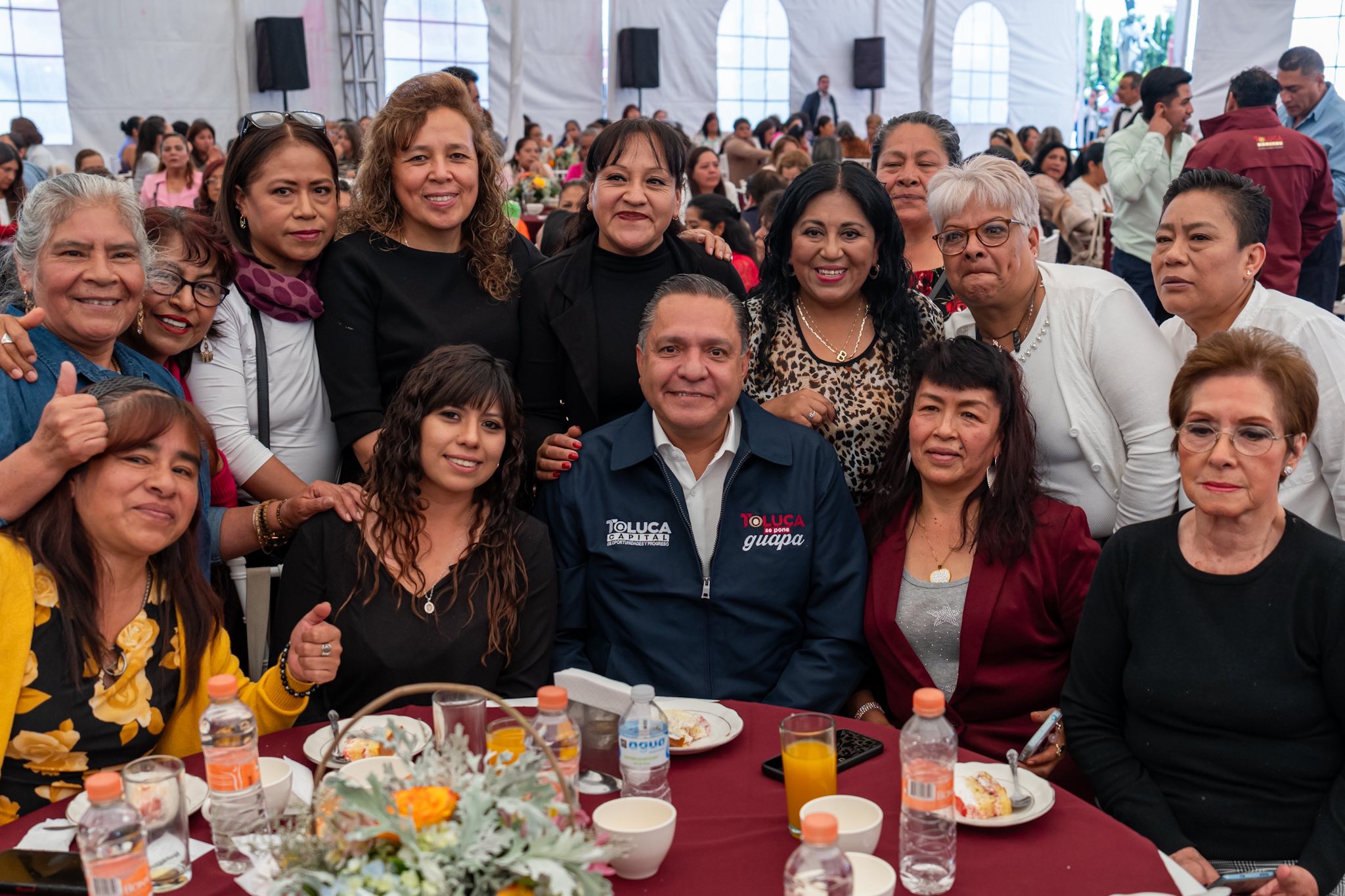 Celebran en Toluca el Día de las Madres con desayuno y concierto