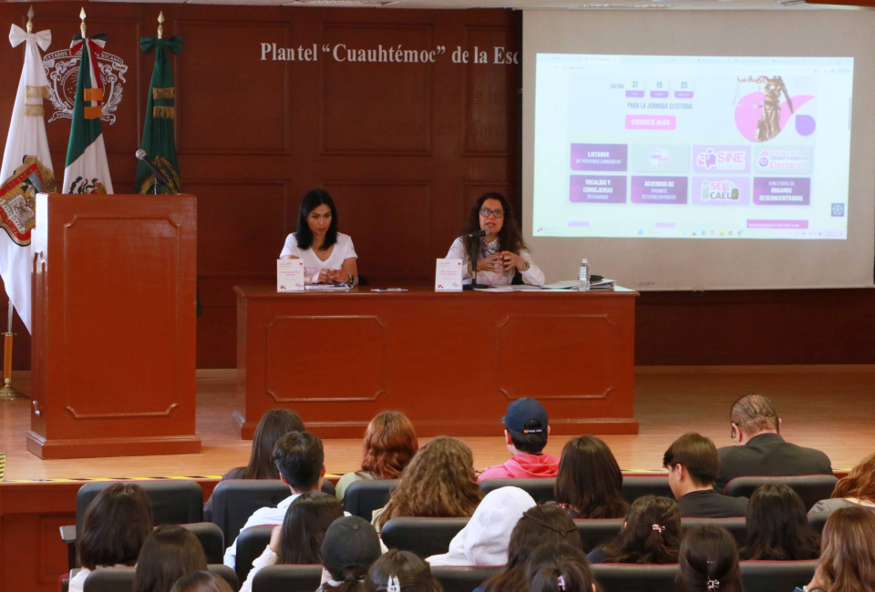 El IEEM presenta el Sistema Conóceles a estudiantes de la UAEMéx