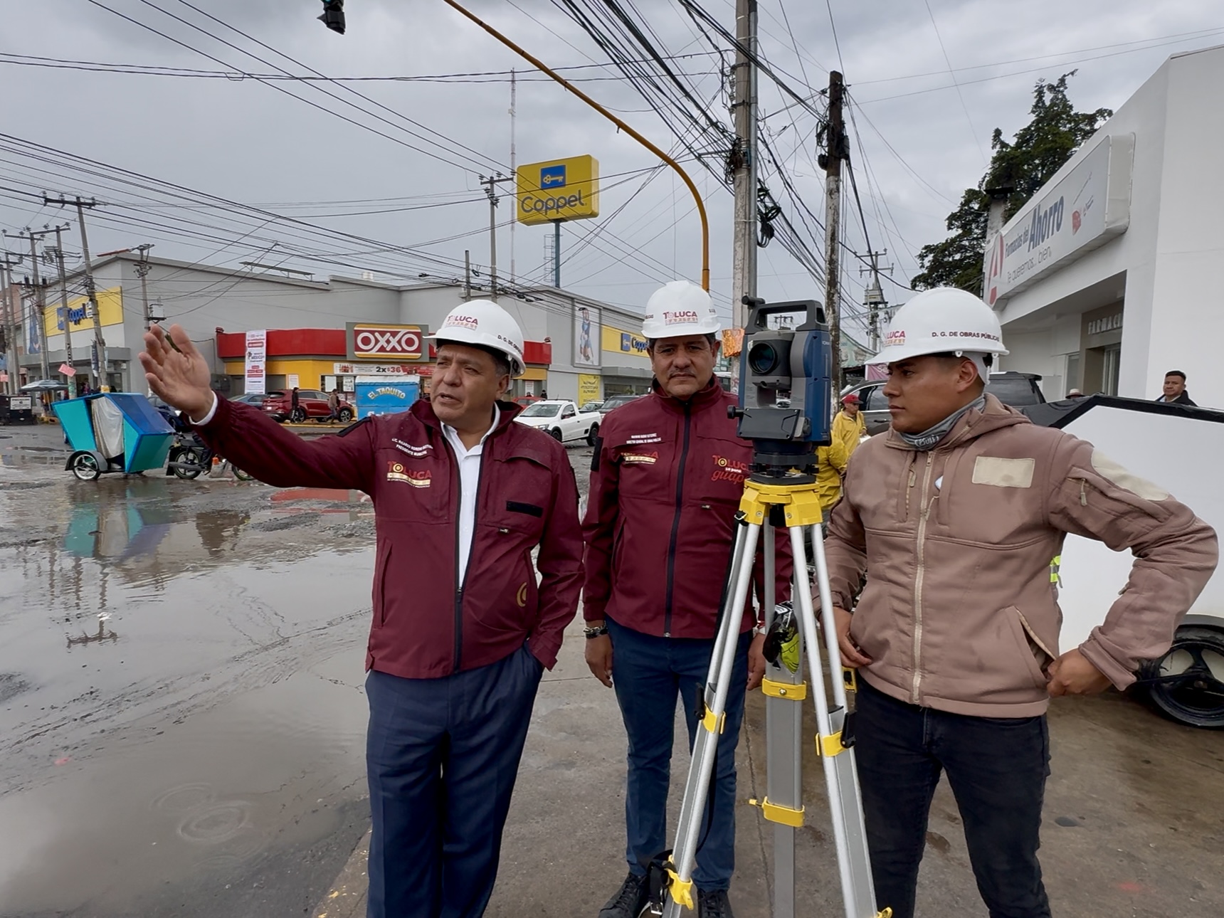 Reconstrucción de la avenida Lombardo Toledano en Toluca