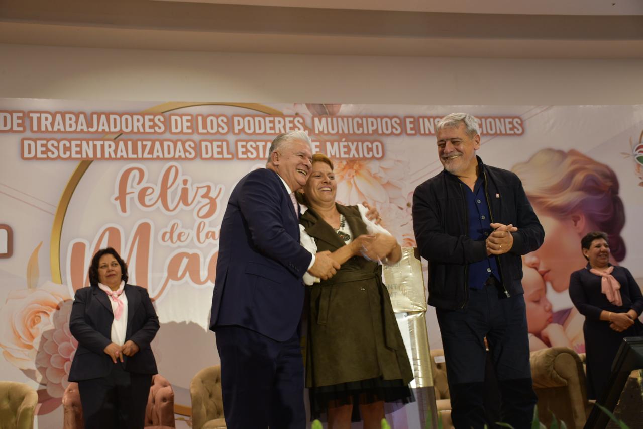 Celebran a mamás suteymistas en el Estado de México