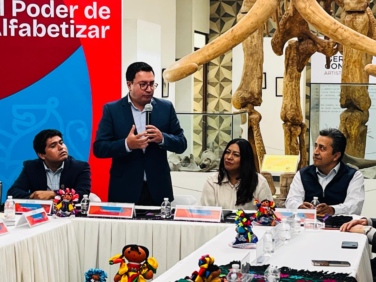 Lerma impulsa la alfabetización con la campaña “El poder de Alfabetizar”
