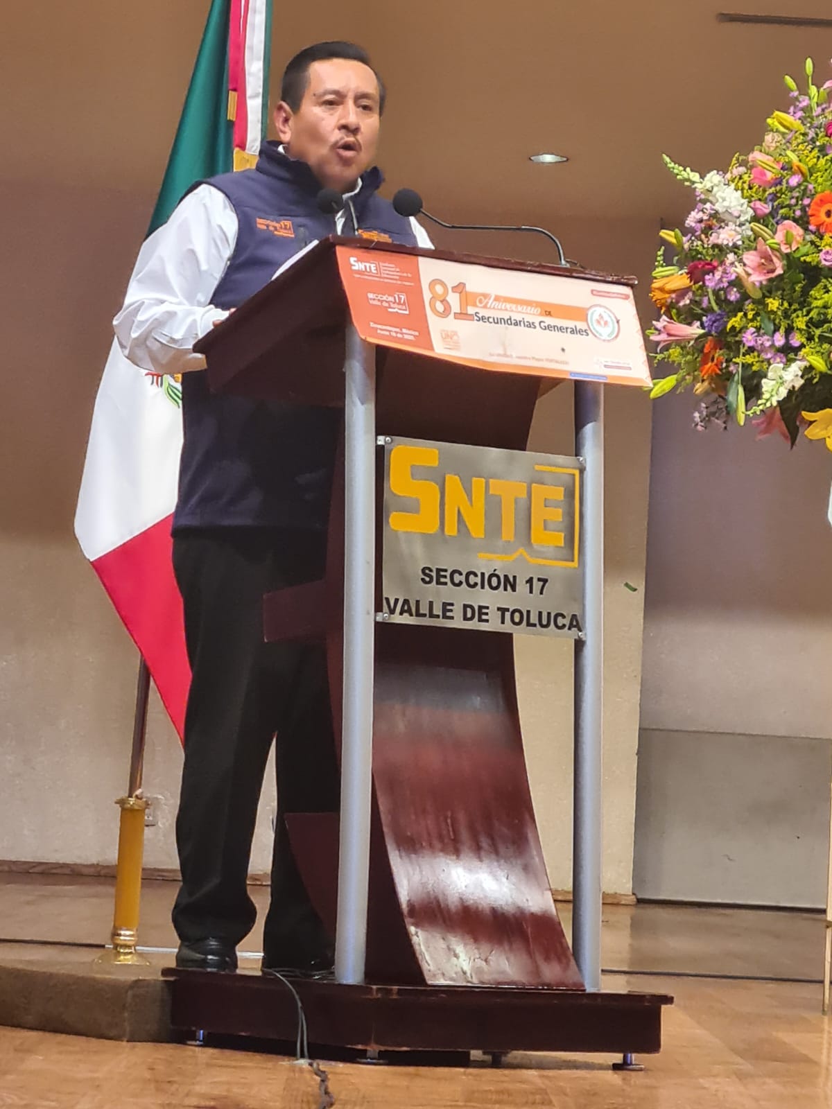 Sección 17 del SNTE celebra el 81 Aniversario de las Secundarias Generales