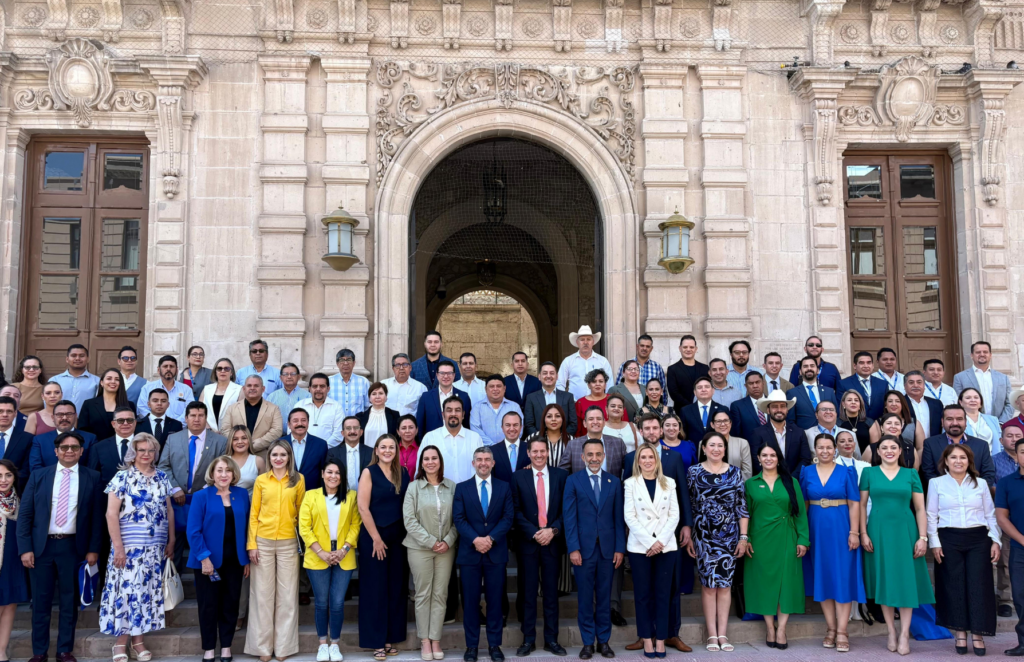 Llamado alcaldesa de Huixquilucan a frenar recortes presupuestales a municipios