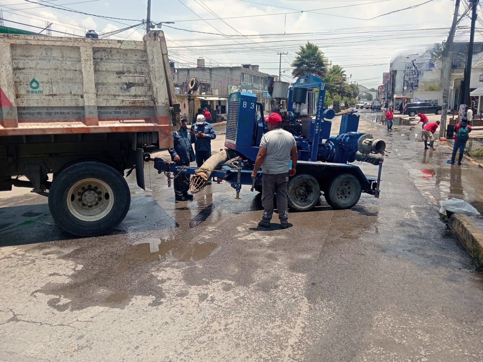 San Mateo Atenco recibe apoyo estatal para labores de desazolve