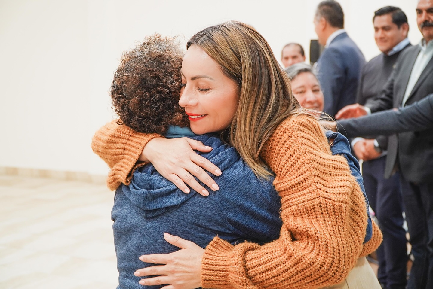 Entrega de medicamentos gratuitos en Mexicaltzingo