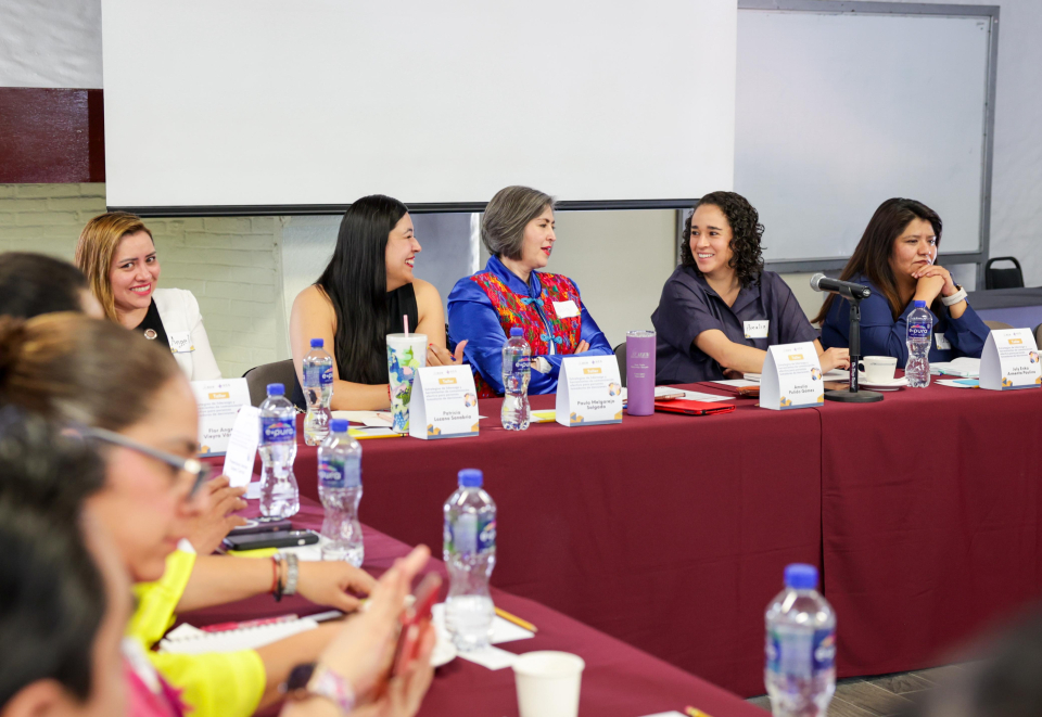 IEEM impulsa liderazgo entre titulares de área