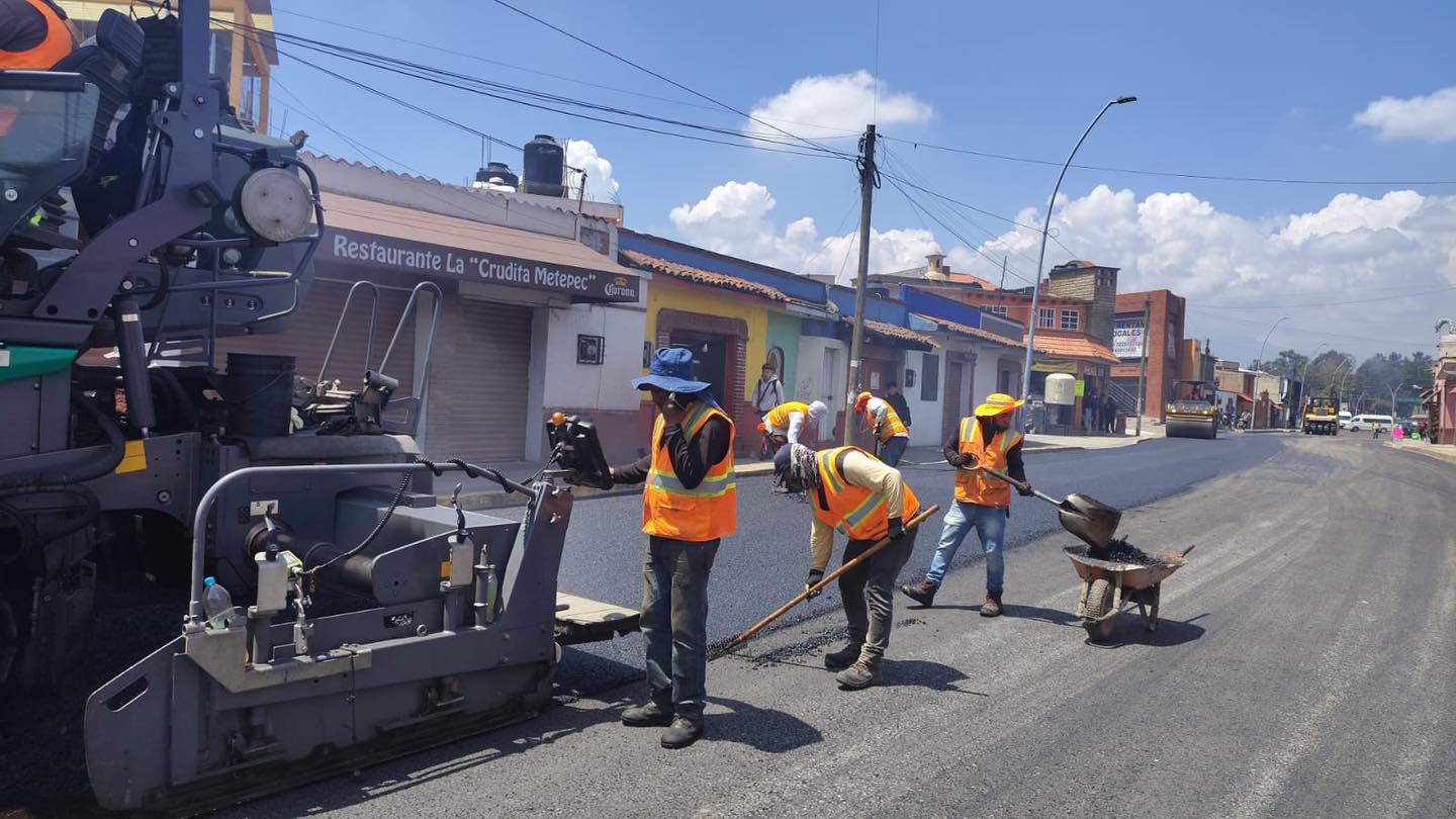 Metepec intensifica mantenimiento vial
