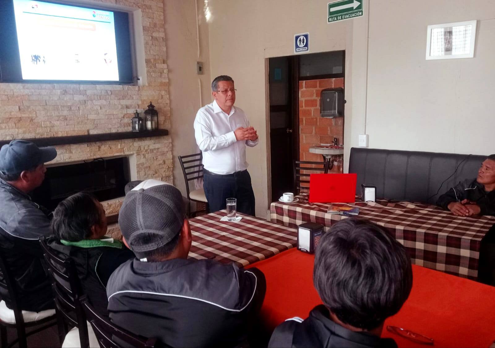 Sindicalistas del SUTEYM se capacitan en modalidades de pensión