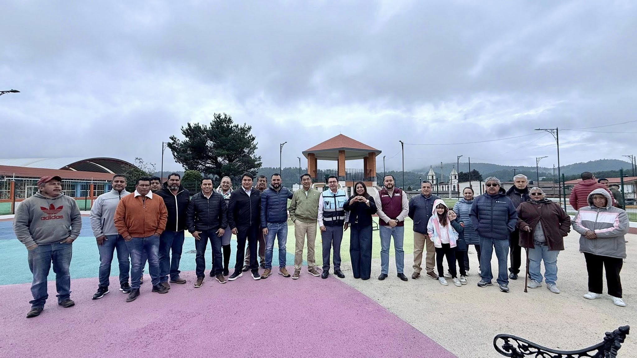 Lerma entrega parque renovado en Salazar