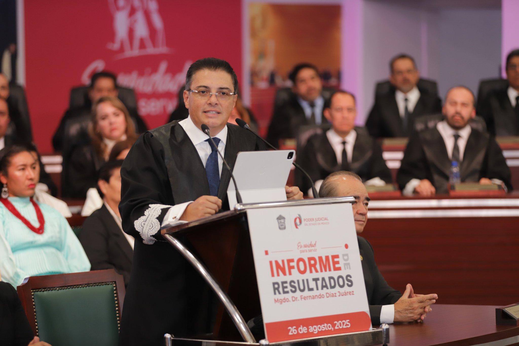 Rinde Fernando Díaz Juárez su Informe de Resultados