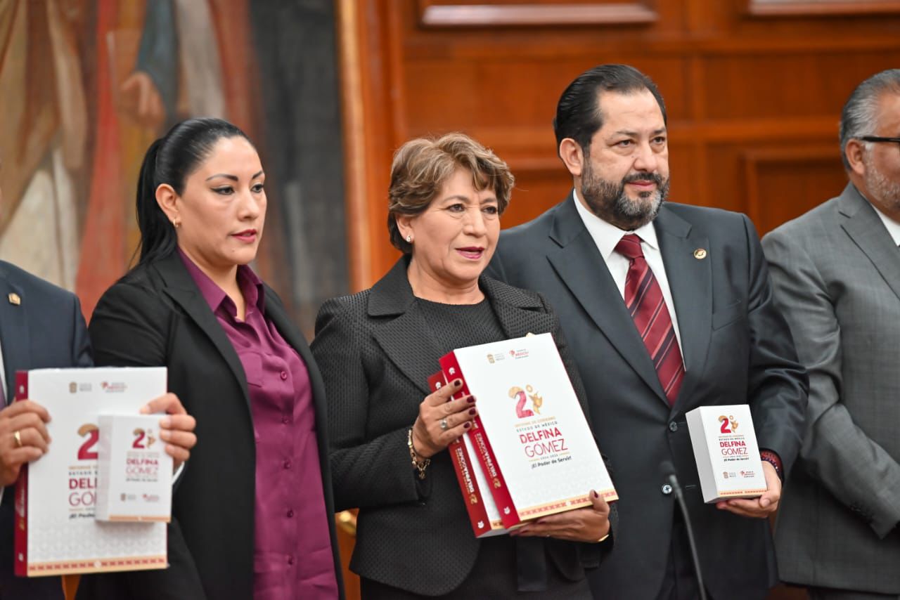 Congreso Recibe el Segundo Informe de la Gobernadora