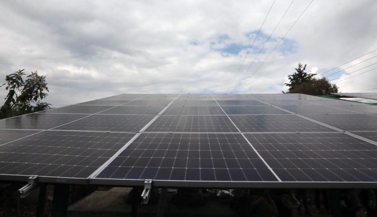 Temoaya pone en marcha bomba hidráulica con energía solar