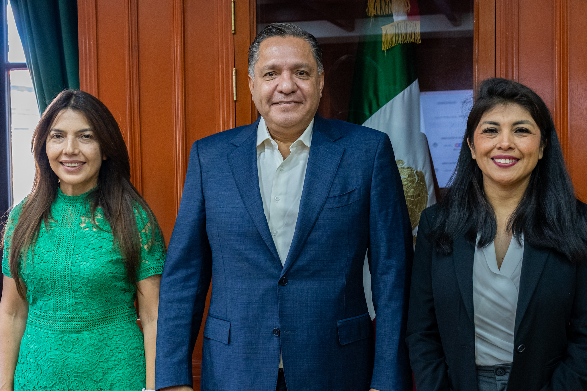 Ricardo Moreno; certificado en atención a mujeres víctimas de violencia