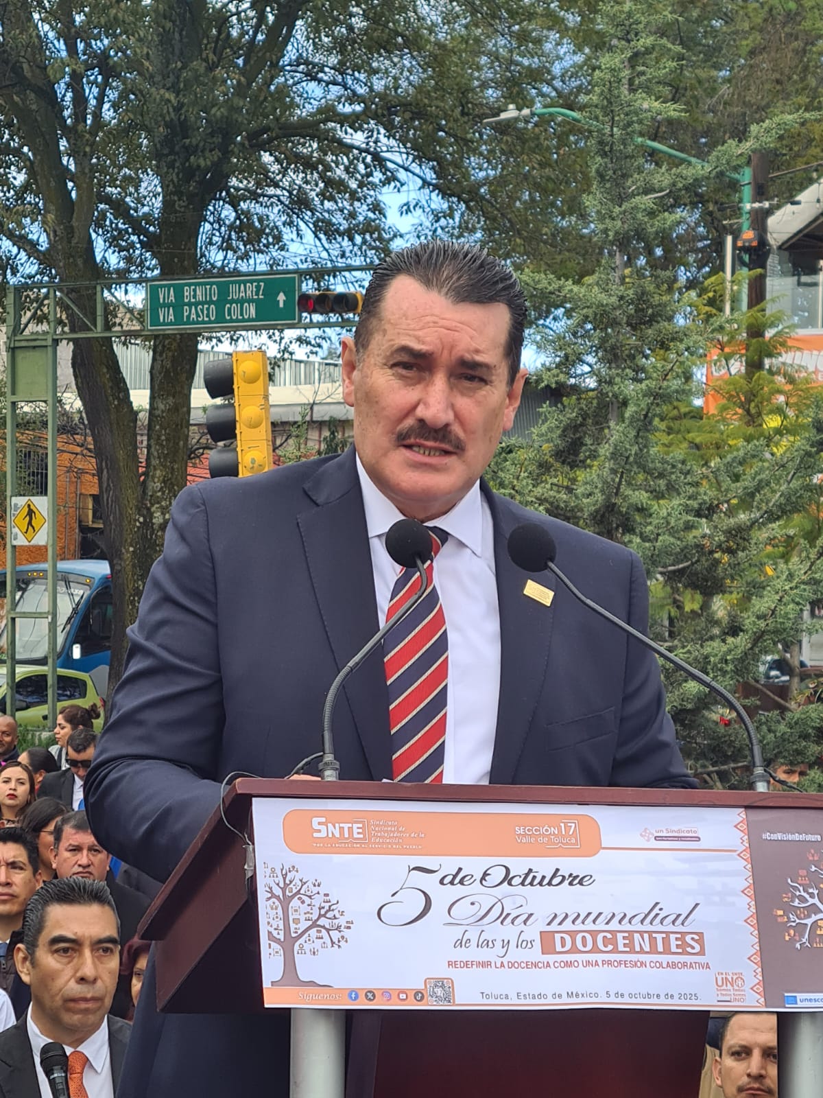 Homenaje de la Sección 17 del SNTE a maestras y maestros en Toluca