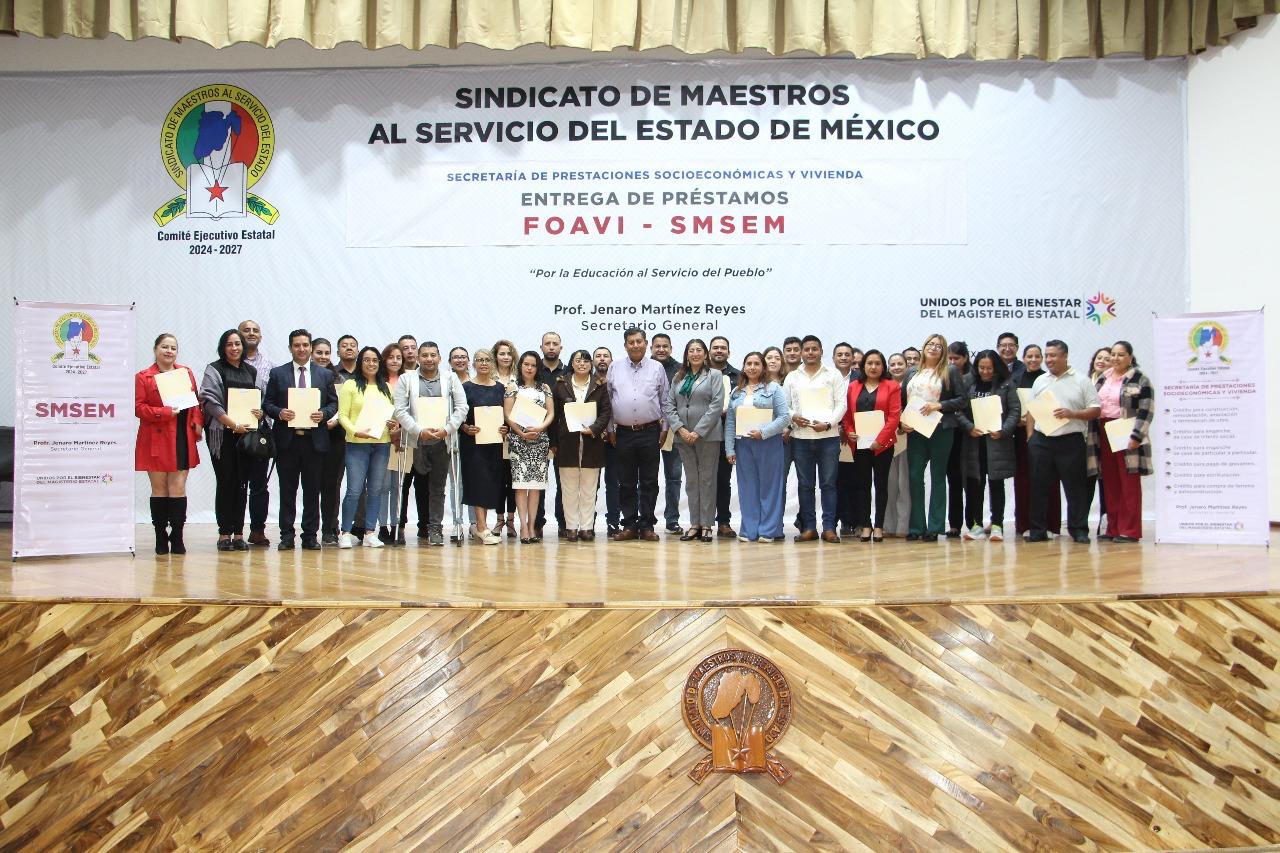 SMSEM entrega créditos sin intereses a docentes para fortalecer su patrimonio