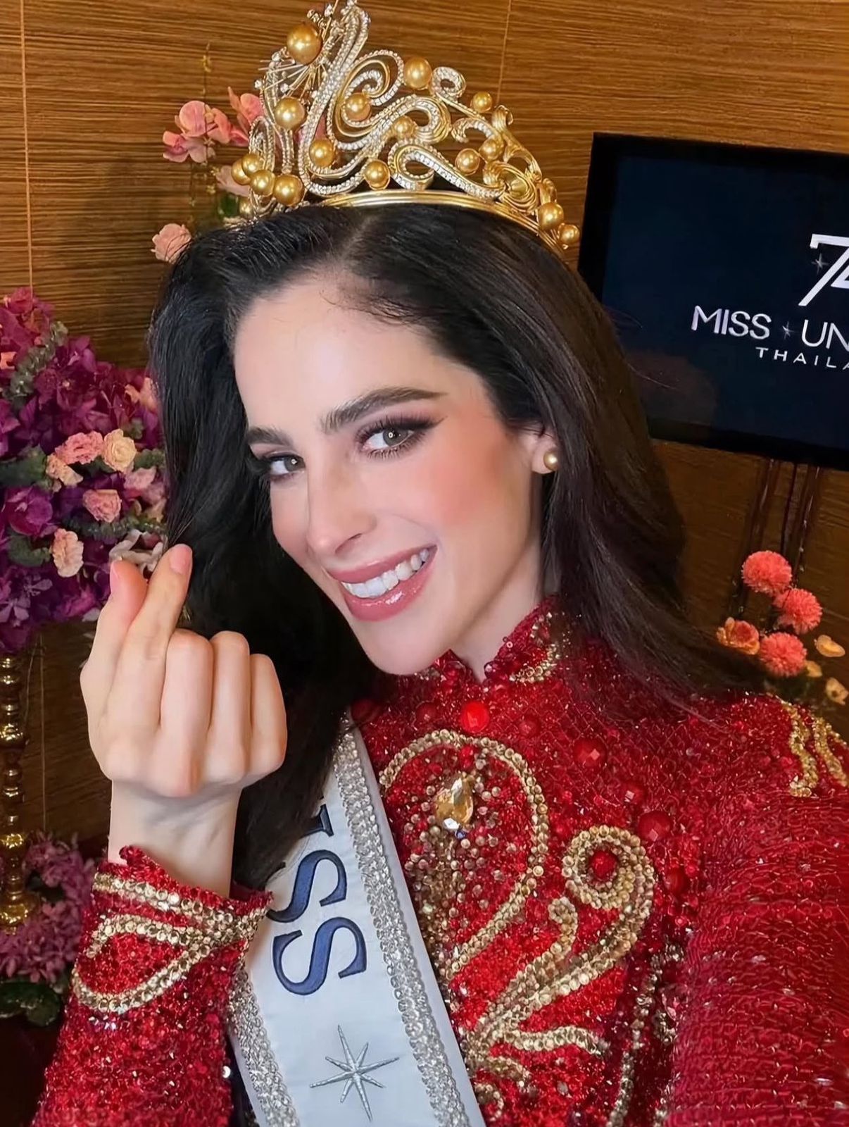 Fatima Bosch es coronada como la nueva Miss Universe 2025 en Tailandia
