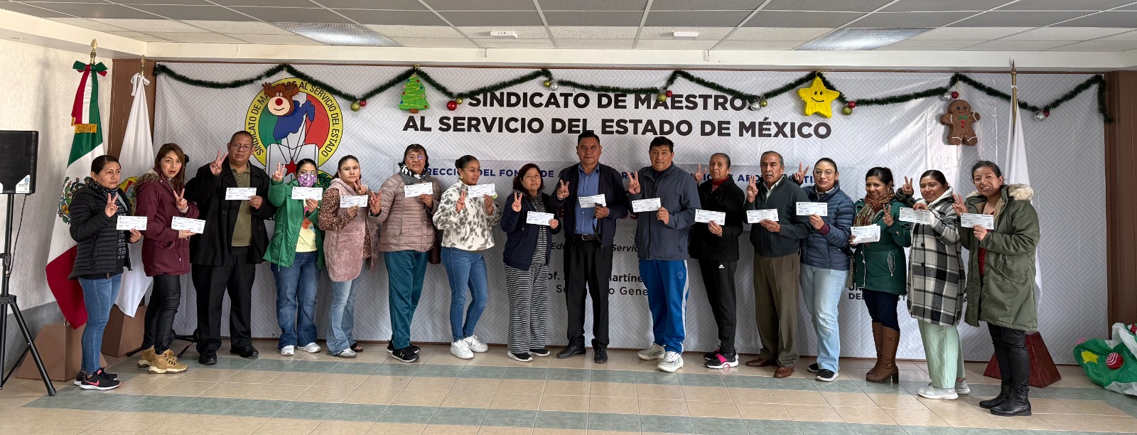 Apoyos económicos, de salud y vivienda llegan al magisterio del SMSEM al cierre de 2025