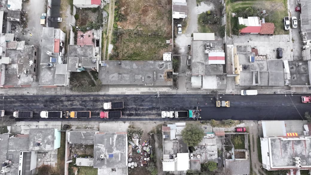 Avanza repavimentación de vialidad clave de San Pablo Autopan, Toluca