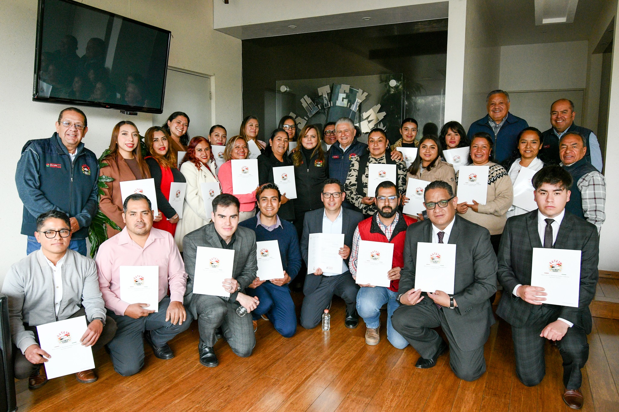 Suteym incorpora a nuevas plazas basificadas