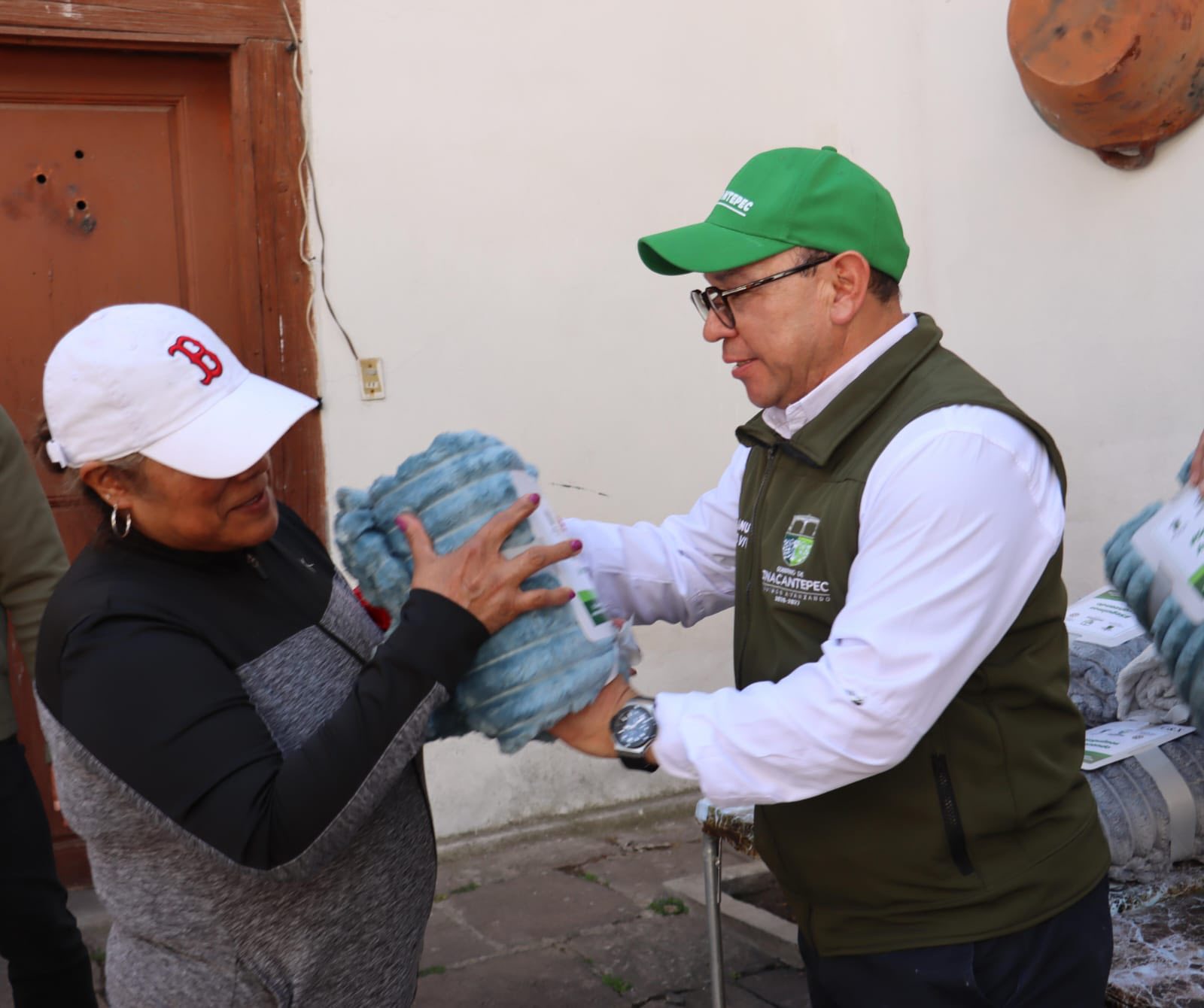 Zinacantepec refuerza apoyos invernales