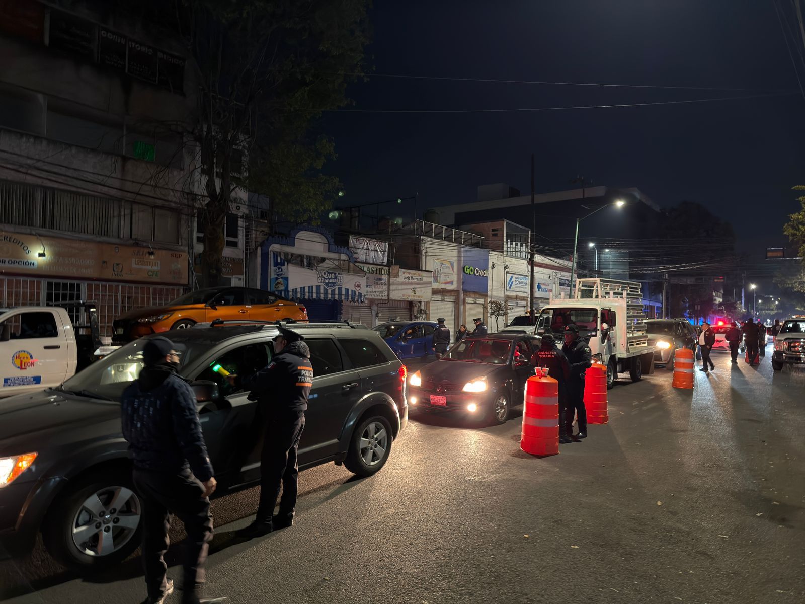 Alcoholímetro en Toluca dejan 35 sancionados más