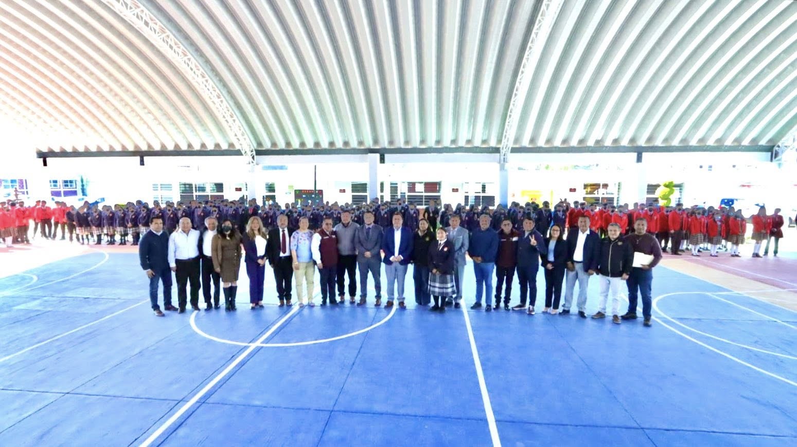 Lerma inaugura nuevo arcotecho en Atarasquillo