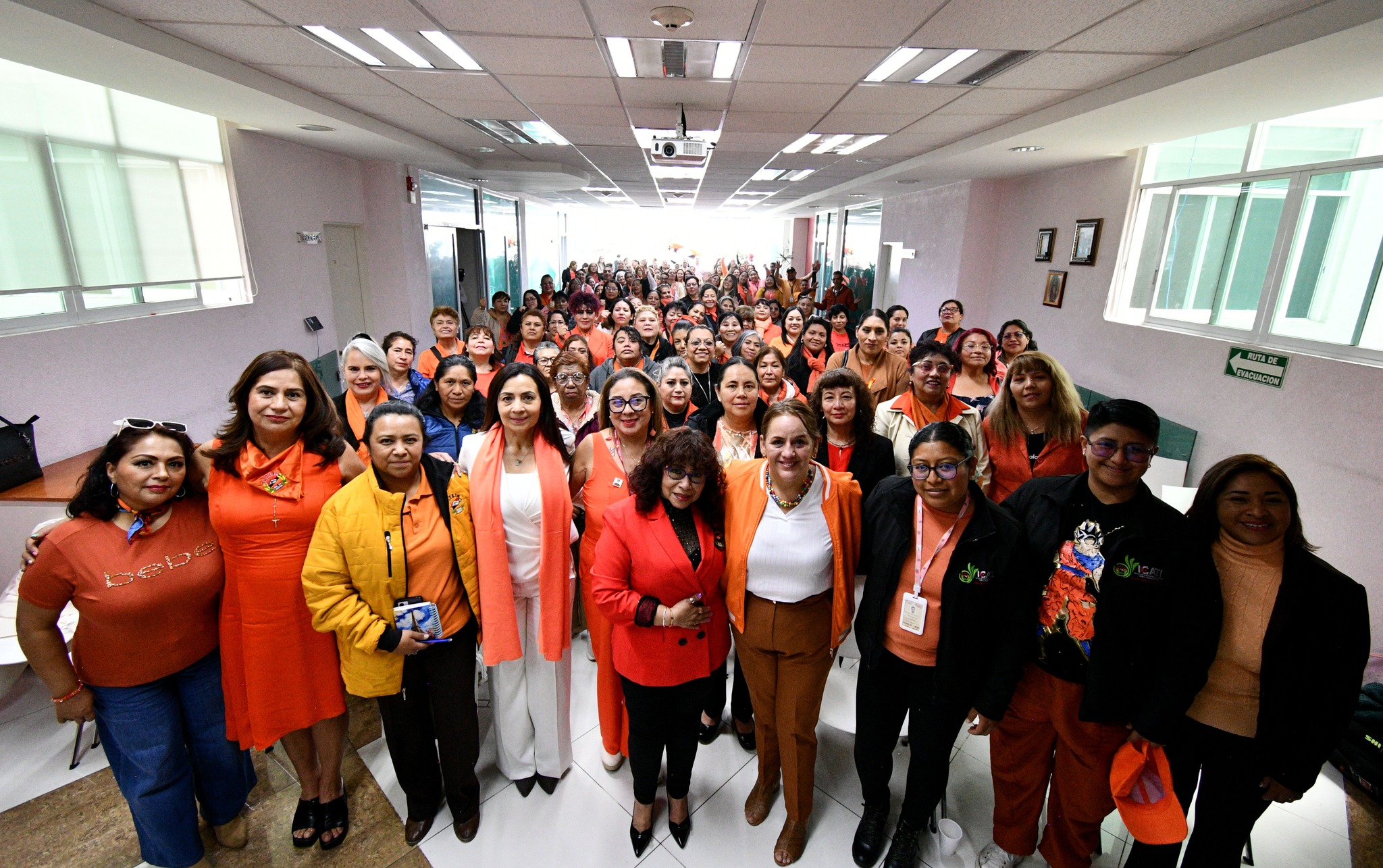 SUTEYM conmemora el Día Naranja en Toluca