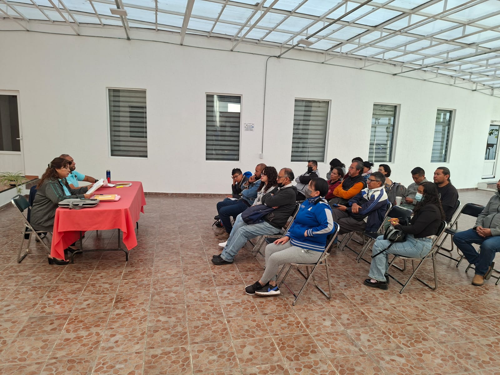 Maestros mexiquenses avanzan a fase regional de los Juegos Magisteriales
