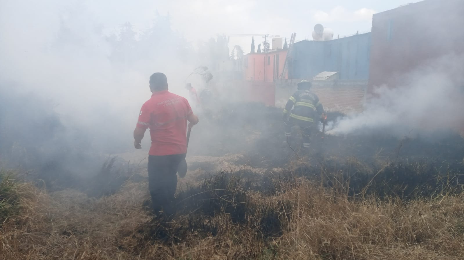 Fuertes multas por quema de pastizales en Toluca