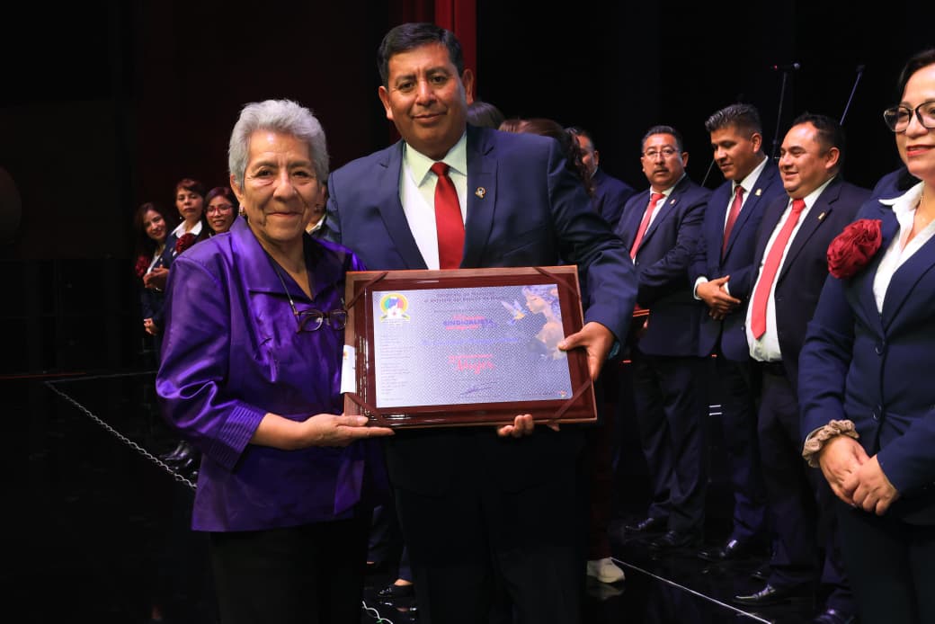 SMSEM reúne a miles de maestras en el Auditorio Nacional