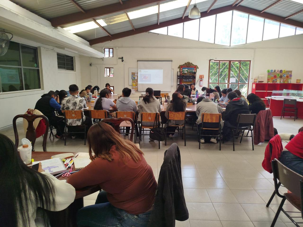 SMSEM capacita a más de 400 docentes para promoción