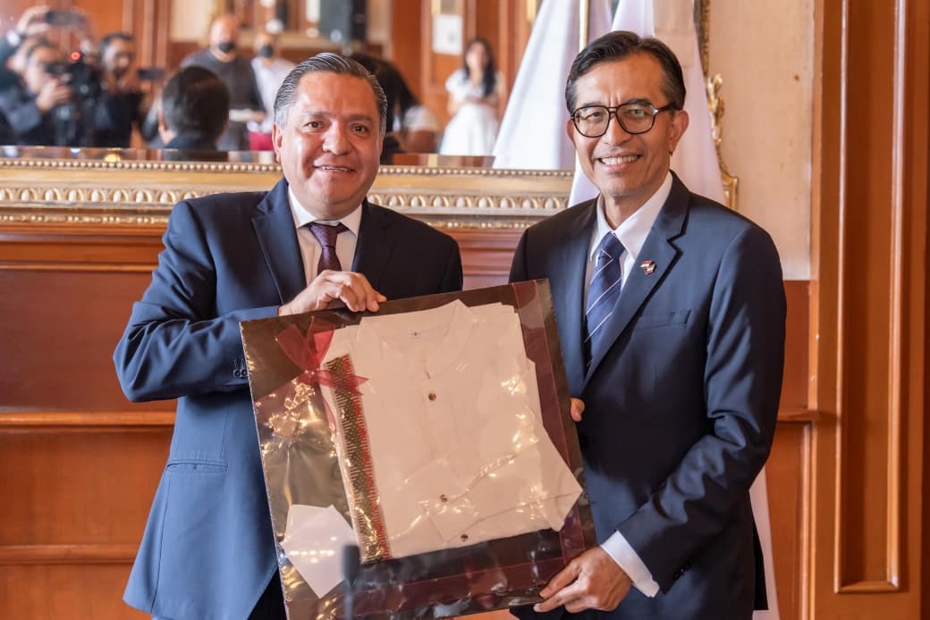 Toluca refuerza vínculos con Indonesia