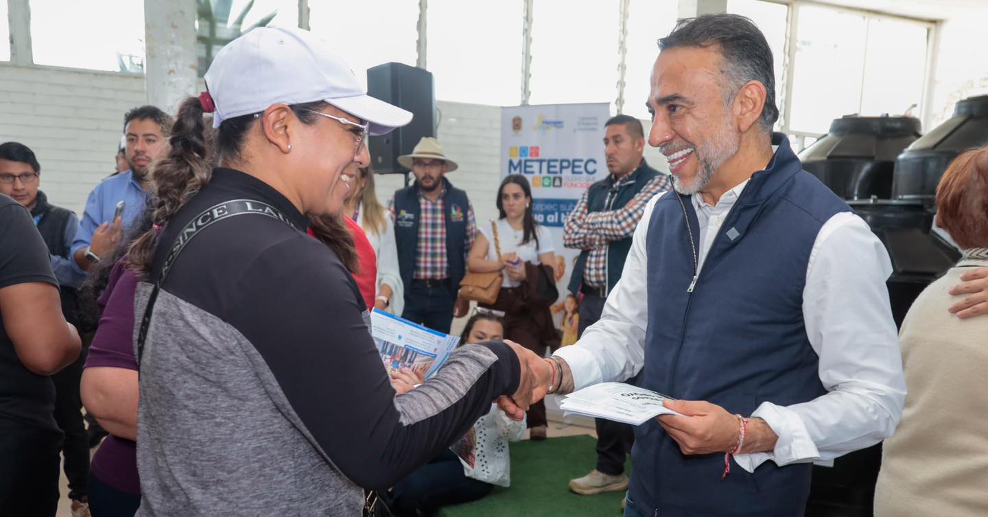Programa de tinacos en Metepec suma nuevos avances