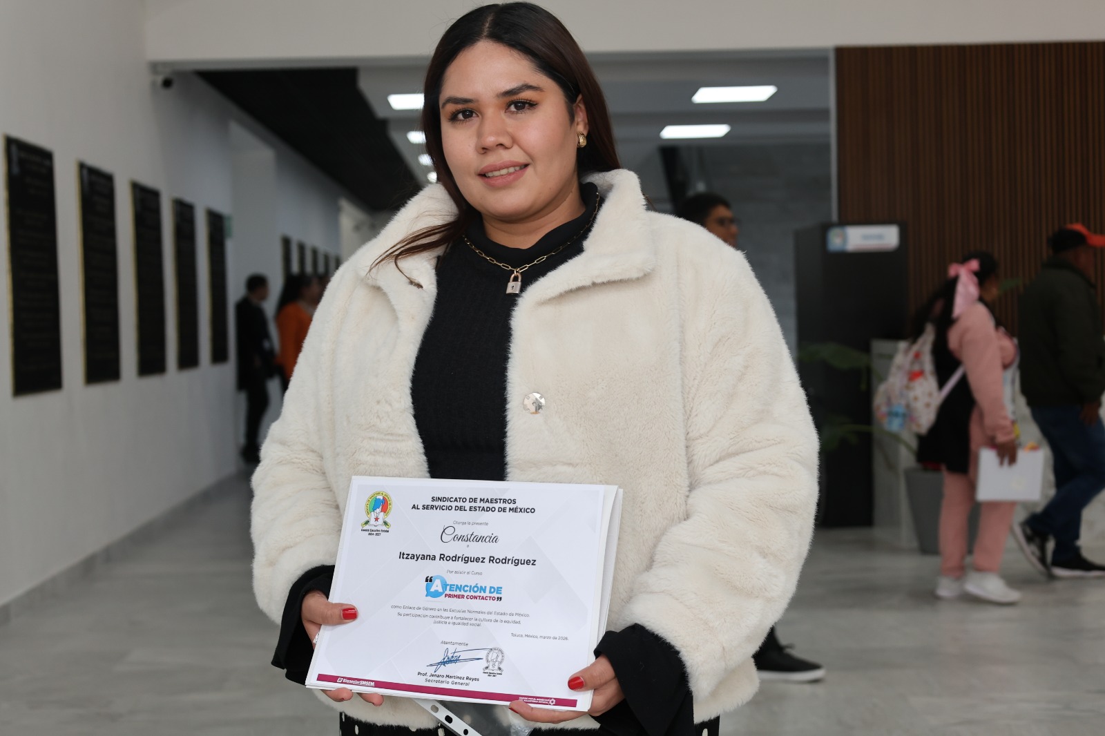 SMSEM capacita a docentes en atención de género