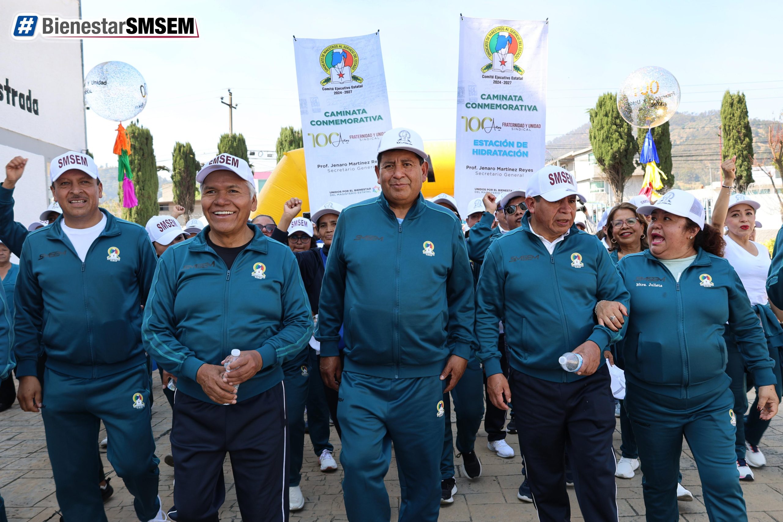 SMSEM convierte calles de Toluca en escenario de unidad magisterial