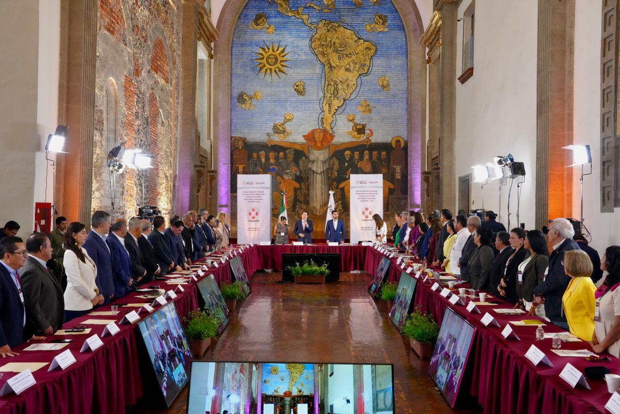 SEP rectifica y conserva intacto el ciclo escolar 2025-2026