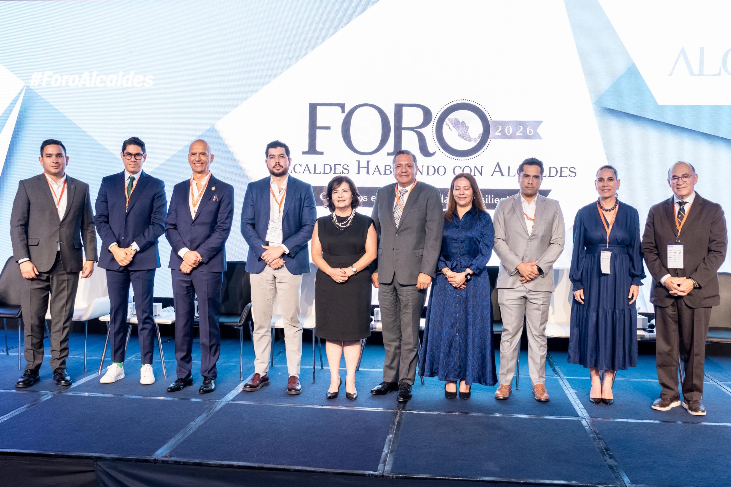 Ricardo Moreno participa en foro nacional sobre gobiernos eficientes