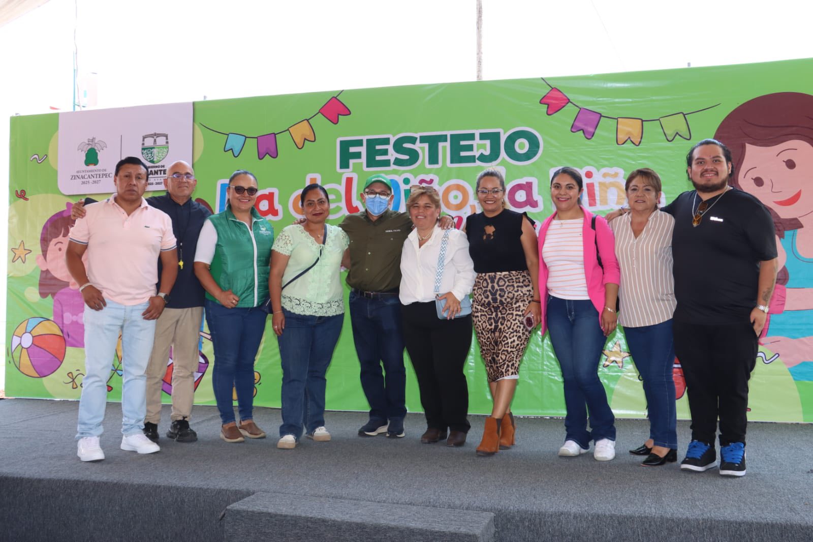Zinacantepec celebra con niñas, niños y mamás