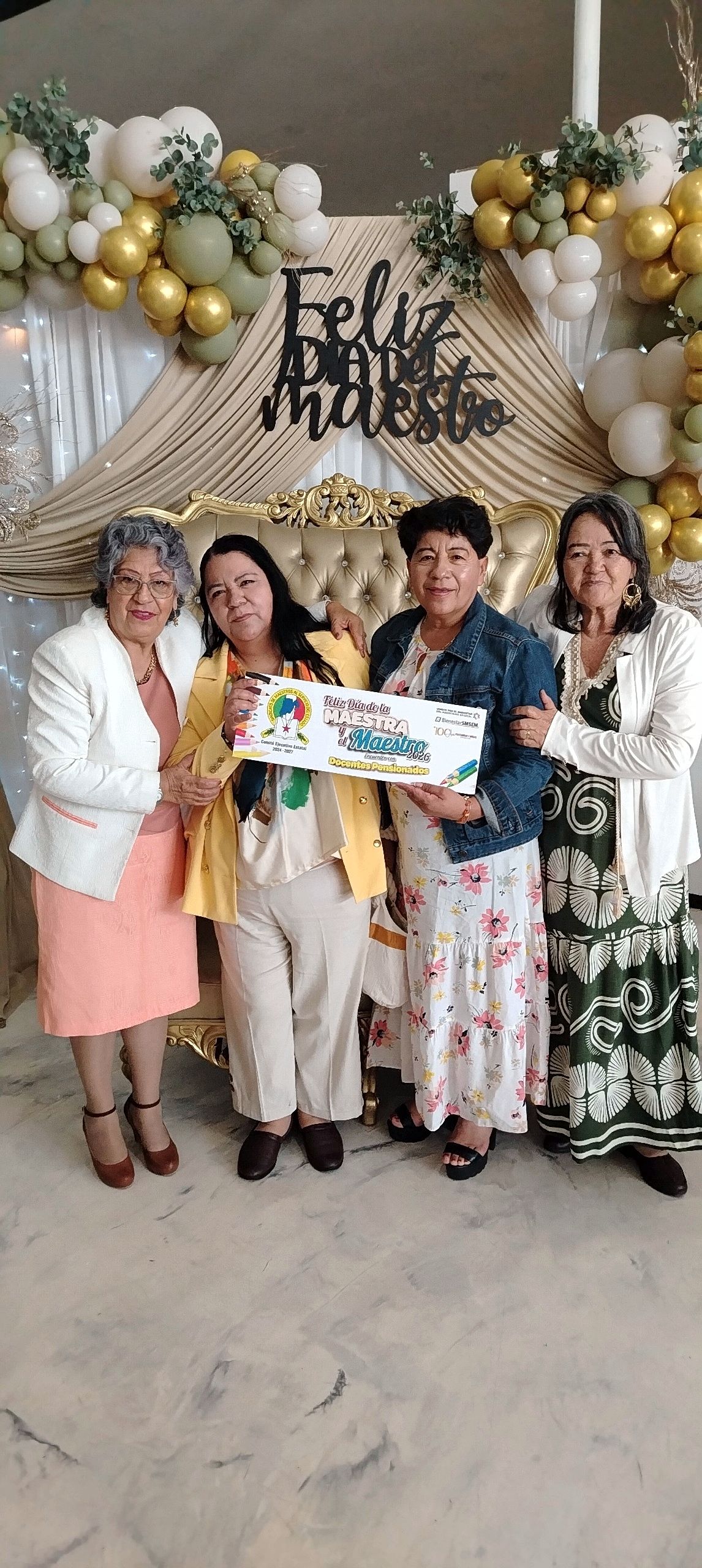 SMSEM organiza festejos para docentes jubilados