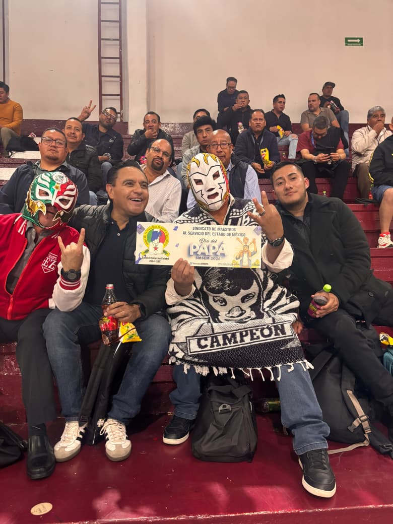 SMSEM celebra a maestros padres