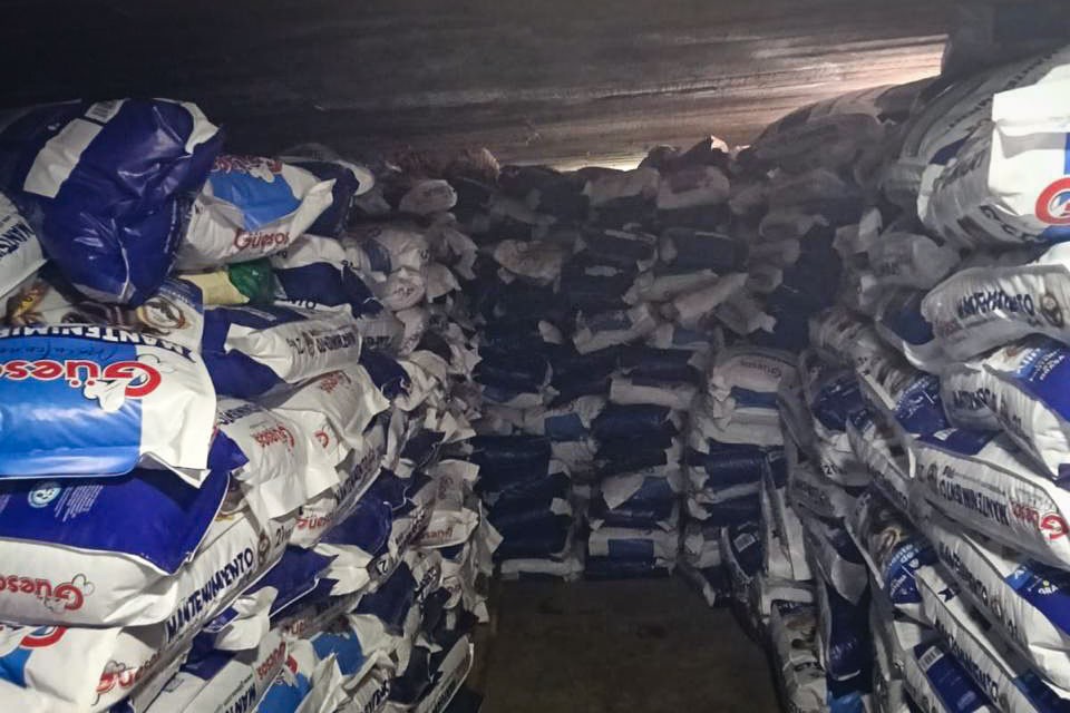 Congreso Mexiquense dona casi 38 toneladas de croquetas