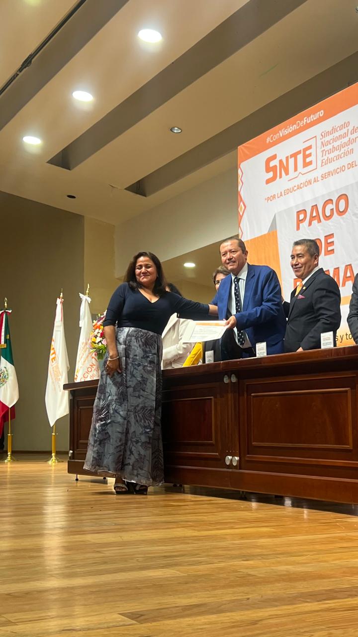 Sección 17 del SNTE entrega más de 49 mdp en pagos por jubilación