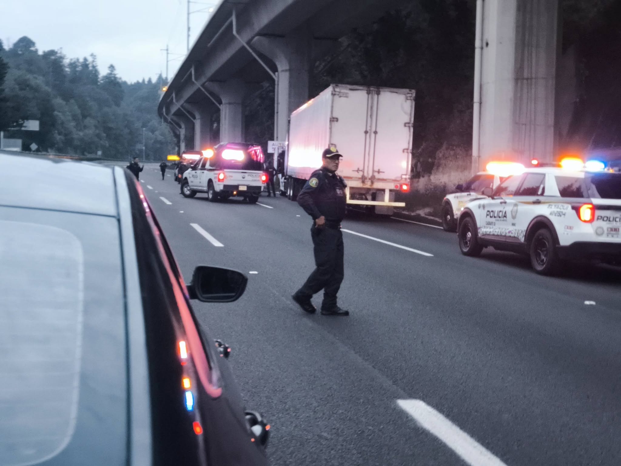 Persecución policial y disparos en la México-Toluca