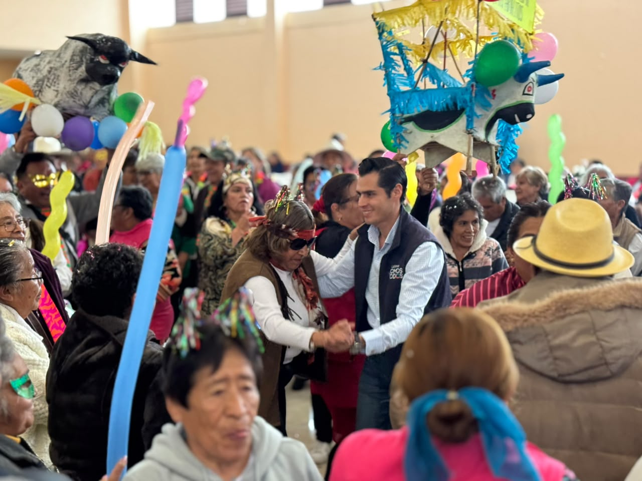 Lerma realiza festejo para adultos mayores